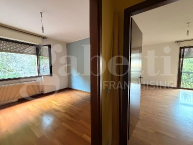 Foto Appartamento in Via Papa Giovanni XXIII 35/b, Pescate di 85 m²