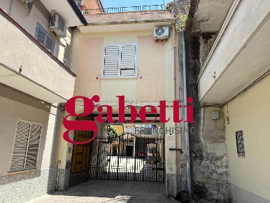 Foto Appartamento in Via Antonio Meucci 14, Marcianise di 131 m² in vendita