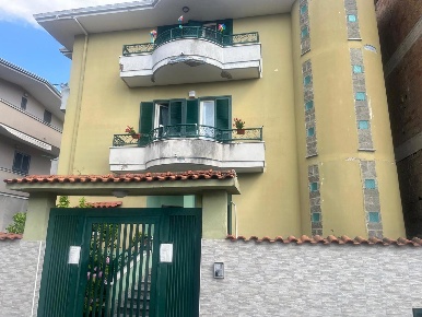 Foto Villa singola in Via Prima Traversa Gioberti 8, Giugliano in Campania
