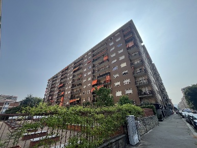 Foto Appartamento in Via BUENOS AIRES 92, Torino Santa Rita di 115 m²