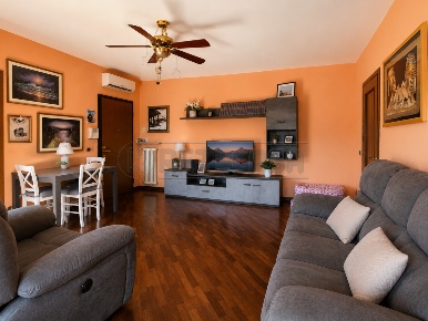 Foto Appartamento in Via degli Opifici, Cremona Via Dante di 114 m²
