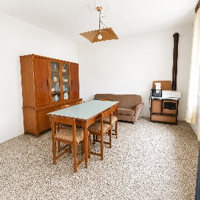 Foto Villa singola a Ceregnano Centro di 53 m² con 3 locali in vendita