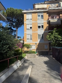 Foto Appartamento in Via Sorelle Marchisio, Roma Torrevecchia di 130 m²