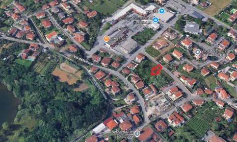 Foto Terreno edificabile a Castelnuovo Magra di 1400 m² in vendita