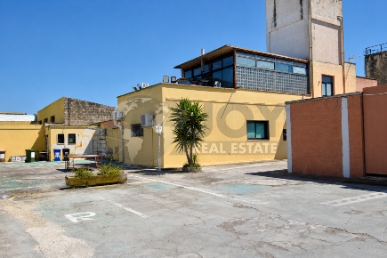 Foto Capannone industriale in Via Catanzaro 4, Lecce Partigiani - Fondone
