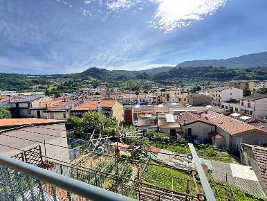 Foto Villa bifamiliare in Via Giulio Braga 14, Vaiano Centro di 130 m²