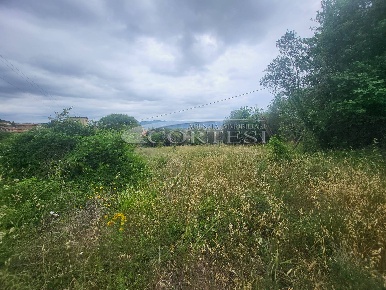 Foto Terreno residenziale a Perugia di 2530 m² in vendita