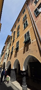 Foto Appartamento a Chiavari Centro Storico di 97 m² con 4 locali