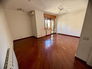 Foto Appartamento in Via Adda, Latina Gionchetto di 158 m² con 5 locali