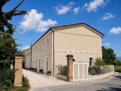 Foto Appartamento a Ponsacco di 92 m² con 4 locali in vendita