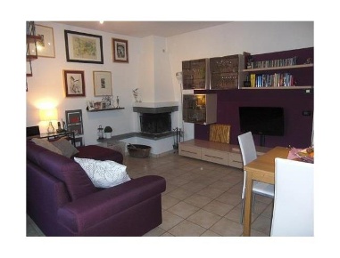 Foto Appartamento a Casole d'Elsa Cavallano di 95 m² con 6 locali