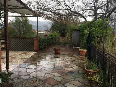Foto Appartamento a Castelnuovo Magra Colombiera Molicciara di 80 m²