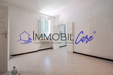 Foto Appartamento a Livorno Calzabigi di 102 m² con 4 locali in vendita