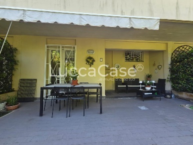Foto Appartamento a Pietrasanta di 70 m² con 4 locali in vendita