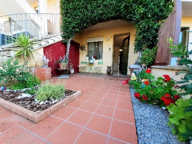 Foto Appartamento a Calcinaia di 125 m² con 5 locali in vendita