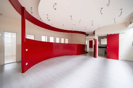 Foto Ufficio a Prato Zarini - Valentini di 265 m² con 7 locali in affitto