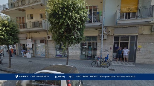 Foto Negozio a Salerno Mercatello - Mariconda di 90 m² con 1 locali