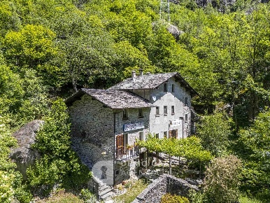Foto Ristorante in Lirone, San Giacomo Filippo di 202 m² con 5 locali