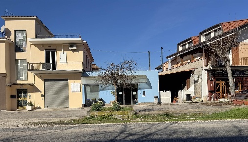 Foto Negozio in Via SS 214 per Casamari, Frosinone Madonna Della Neve