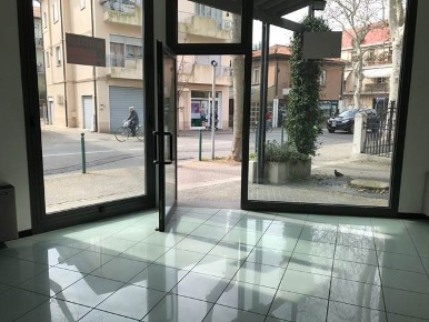Foto Negozio a Venezia Mestre di 70 m² con 2 locali in affitto