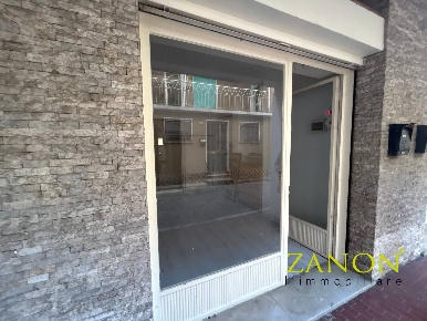 Foto Ufficio in Calle Maccari, Gradisca d'Isonzo Centro di 52 m² in affitto