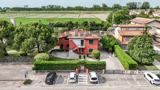 Foto Casa indipendente in Via Mongini 36, Riva del Po Serravalle di 290 m²
