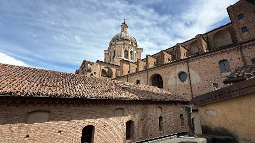 Foto Appartamento a Mantova Centro di 170 m² con 4 locali in vendita