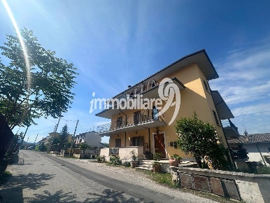 Foto Appartamento in via amicis 136, Pizzoli Boccanello di 165 m²