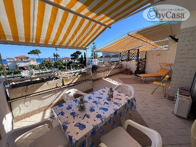 Foto Appartamento a Santa Marinella di 90 m² con 3 locali in vendita
