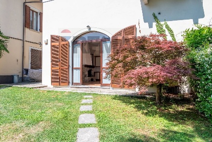 Foto Appartamento in Via vittorio veneto 2, Nebbiuno Centro di 88 m²