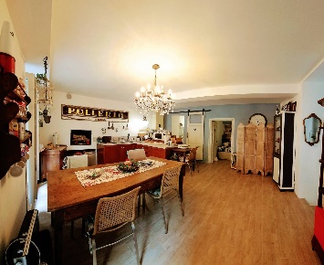 Foto Appartamento a Arenzano Centro di 78 m² con 4 locali in vendita