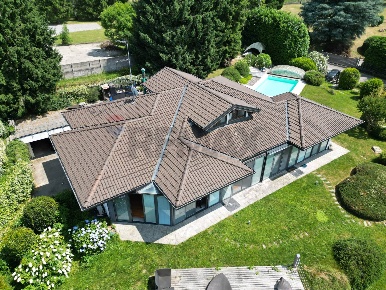 Foto Villa unifamiliare in Via Enrico fermi 18, Sumirago Centro di 462 m²