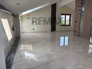 Foto Attico in VIA ANTONIO MEUCCI 22, Borgo Ticino Centro di 85 m²