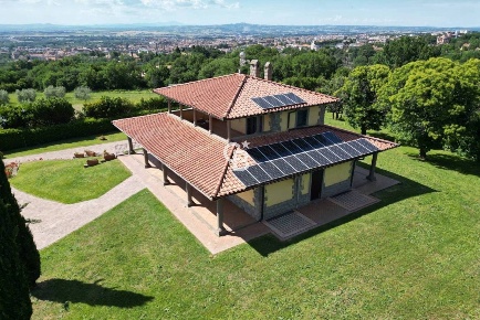 Foto Villa unifamiliare in Strada Sammartinese 12/I, Viterbo di 430 m²