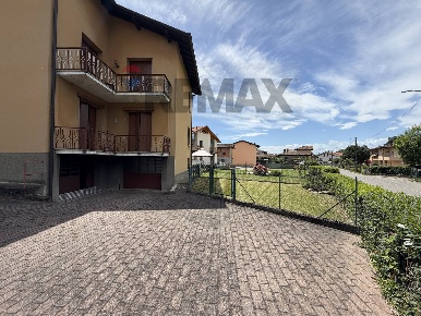 Foto Appartamento in via maggiore 6, Varese Capolago di 115 m² con 3 locali