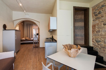 Foto Appartamento in Via Trento, San Felice del Benaco Centro di 56 m²