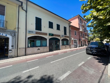 Foto Negozio in LOCALE COMMERCIALE IN AFFITTO, Narni Narni Scalo di 200 m²