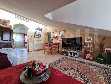 Foto Appartamento in Via Aquila 42, Ponzano Romano di 70 m² con 4 locali