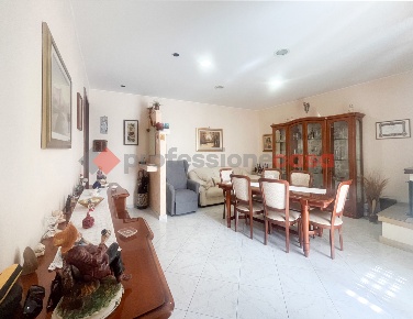 Foto Appartamento in Via Enrico Cosenz 94, Milazzo Centro di 130 m²