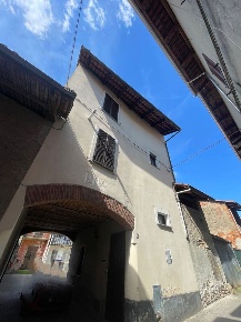 Foto Casa indipendente in Via Cavour 5, Candia Canavese di 100 m²