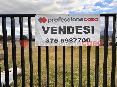 Foto Villa unifamiliare in Via Caruscino 160, Avezzano Centro di 3700 m²