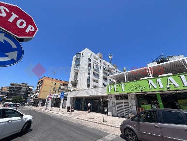 Foto Appartamento in van westerouth, Bari San Girolamo di 44 m² in vendita