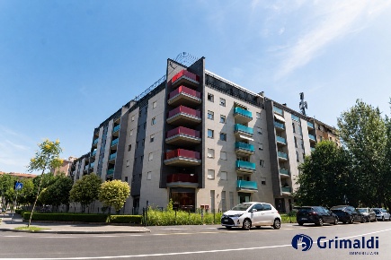 Foto Appartamento in Via Celio 11, Milano San Siro di 112 m² con 3 locali
