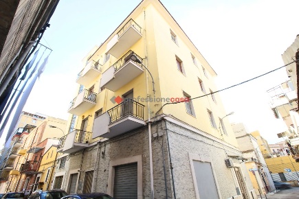Foto Appartamento in Vico Viola 10, Foggia Centro Storico di 165 m²