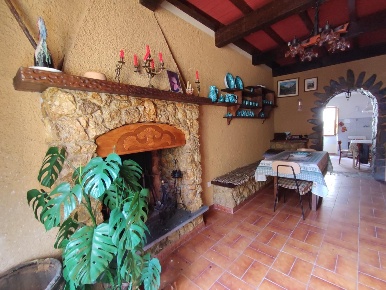 Foto Casa indipendente a Pietrasanta di 110 m² con 2 locali in vendita