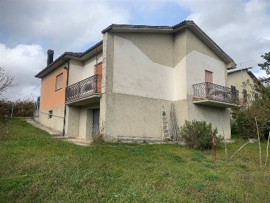 Foto Casa indipendente in Via Le Crete, Tagliacozzo Le Crete di 100 m²