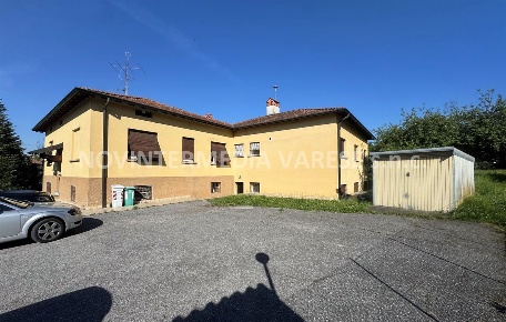 Foto Casa indipendente in via del gaggio, Varese Capolago di 480 m²