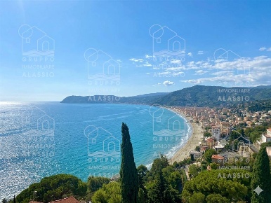 Foto Attico in Strada Santa Croce, Alassio Via Solva, Santa Croce di 100 m²