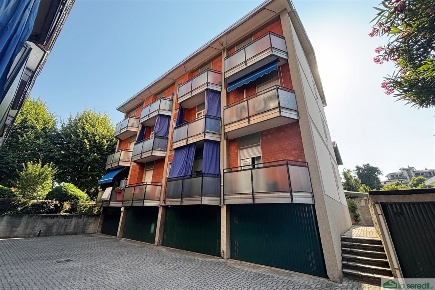 Foto Appartamento in VIA IGINIO ROTA, Vimercate Semicentro di 99 m²