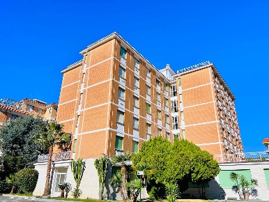 Foto Appartamento in Via Aurelia 84, San Bartolomeo al Mare Centro di 25 m²